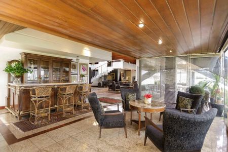 10_photo/94dce3d7a3.b7a28b76476596d7-ATLAS-30aede93-0642-46cc-a373-04a1e5fc69d6.jpg de casa à venda com 4 quartos, 918m² em Santo Inácio, Curitiba