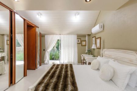 24_photo/94dce3d7a3.b7a28b76476596d7-ATLAS-57ca3986-d586-42e4-8f71-e39cd8cbc23d.jpg de casa à venda com 4 quartos, 918m² em Santo Inácio, Curitiba