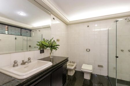 25_photo/94dce3d7a3.b7a28b76476596d7-ATLAS-c9570c53-4fae-4dd9-859f-e4185472f563.jpg de casa à venda com 4 quartos, 918m² em Santo Inácio, Curitiba