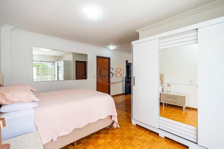 29_photo/94dce3d7b3.07f29284d16cc936-ATLAS-77644adb-d338-40ae-b961-34472bb0beb7.jpg de casa à venda com 7 quartos, 431m² em Santo Inácio, Curitiba