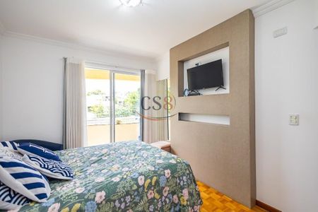 9_photo/94dce3d7b3.07f29284d16cc936-ATLAS-cbc4459e-0aa7-4161-ae57-ac63a0026c35.jpg de casa à venda com 7 quartos, 431m² em Santo Inácio, Curitiba