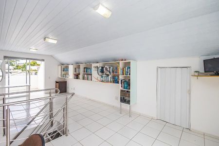 48_photo/94dce3d7b3.07f29284d16cc936-ATLAS-ef0ab23b-b106-4a48-a15c-acf0c7ce13a0.jpg de casa à venda com 7 quartos, 431m² em Santo Inácio, Curitiba