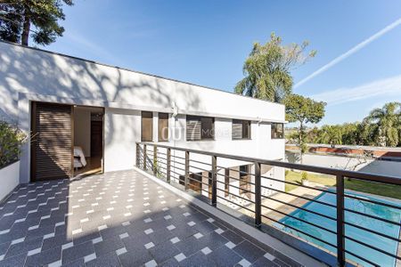 8_photo/94dce3d7bb.aafc750051720c32-ATLAS-1b991195-c0c4-416d-a482-99d6dfd050c3.jpg de casa à venda com 4 quartos, 331m² em Santo Inácio, Curitiba