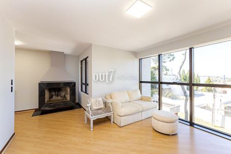8_photo/94dce3d7bb.aafc750051720c32-ATLAS-2f6b0f89-1858-4f76-b05d-2cc584416e11.jpg de casa à venda com 4 quartos, 331m² em Santo Inácio, Curitiba
