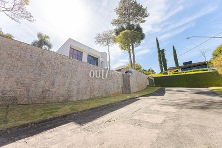 12_photo/94dce3d7bb.aafc750051720c32-ATLAS-cfa8a7f0-f888-4e34-9346-07e6ff27e84d.jpg de casa à venda com 4 quartos, 331m² em Santo Inácio, Curitiba