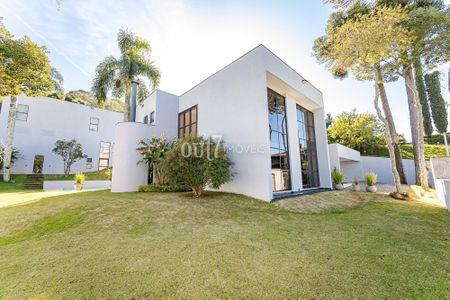 2_photo/94dce3d7bb.aafc750051720c32-ATLAS-df955583-a628-48cd-be69-d531454a8e4c.jpg de casa à venda com 4 quartos, 331m² em Santo Inácio, Curitiba