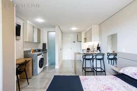 3_photo/94dce3db51.e6f02a1e96aef2b1-ATLAS-028a89af-1b6b-4f45-af9b-ab55d45155e2.jpg de apartamento para alugar com 1 quarto, 22m² em Bigorrilho, Curitiba