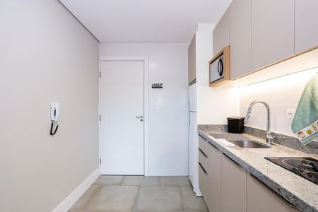 2_photo/94dce3db51.e6f02a1e96aef2b1-ATLAS-2e4cf7ba-0b49-4d51-8d3c-e6cec4022c01.jpg de apartamento para alugar com 1 quarto, 22m² em Bigorrilho, Curitiba