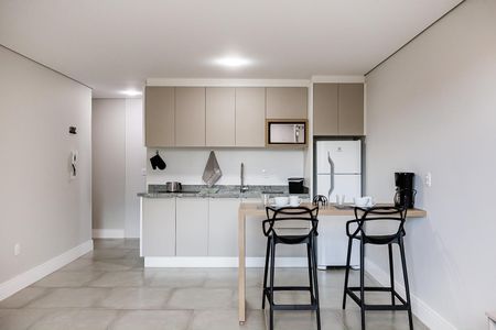 10_photo/94dce3db51.e6f02a1e96aef2b1-ATLAS-2fe1cfdf-7201-49cb-a20e-5cc15edaaf47.jpg de apartamento para alugar com 1 quarto, 27m² em Bigorrilho, Curitiba