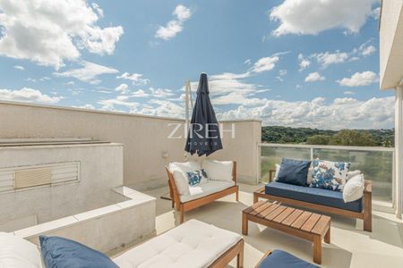 19_photo/94dce3dd79.cce03887c7d72c1f-ATLAS-8a1d4759-df11-4100-aded-ceee7e8a915d.jpg de casa à venda com 4 quartos, 440m² em Bigorrilho, Curitiba