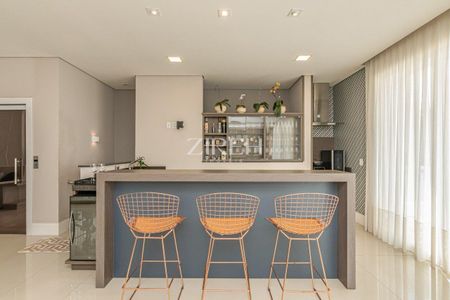 14_photo/94dce3dd79.cce03887c7d72c1f-ATLAS-ecfe14cd-1ca3-472b-a8cd-3ccf9a5275ab.jpg de casa à venda com 4 quartos, 440m² em Bigorrilho, Curitiba