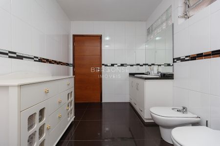 30_photo/94dce3de07.7ab1dcad10c9c6f6-ATLAS-35933d3a-af08-49af-920e-e5e5b49390c0.jpg de casa à venda com 4 quartos, 380m² em Mercês, Curitiba