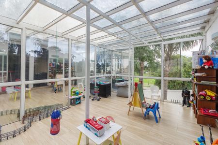 15_photo/94dce3de07.7ab1dcad10c9c6f6-ATLAS-4cd02cd2-3cf9-464d-bdc6-53b205534a59.jpg de casa à venda com 4 quartos, 380m² em Mercês, Curitiba