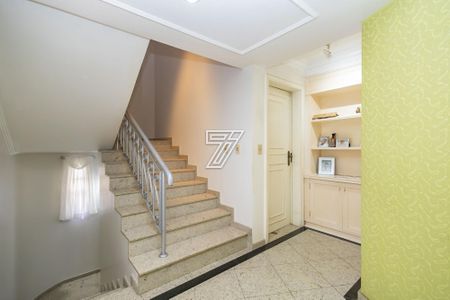 4_photo/94dce3de3d.1283e475da083e17-ATLAS-8fa3dd4c-b706-4416-948b-88a85def3e3f.jpg de casa à venda com 4 quartos, 567m² em Bigorrilho, Curitiba