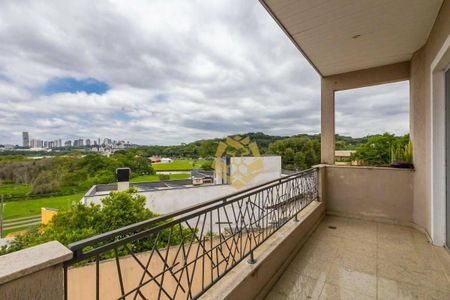 8_photo/94dce3de3d.6c6579b50c0143d1-ATLAS-c8c4bb57-bc7f-419b-958e-7347f037736b.jpg de casa à venda com 4 quartos, 567m² em Bigorrilho, Curitiba