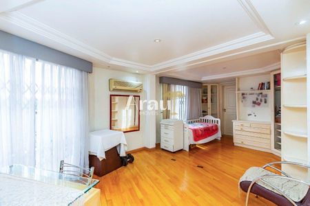 20_photo/94dce3de3d.ab41e4e09fc2bc48-ATLAS-6d2b0183-83c1-4b87-8672-2c4963b5a7d7.jpg de casa à venda com 4 quartos, 567m² em Bigorrilho, Curitiba