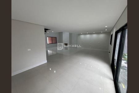 21_photo/94dce3e01d.8f3f2a47dd94676f-ATLAS-c68b701e-8dd2-48a9-a621-87fee2d9d0f3.jpg de casa à venda com 4 quartos, 371m² em Mercês, Curitiba