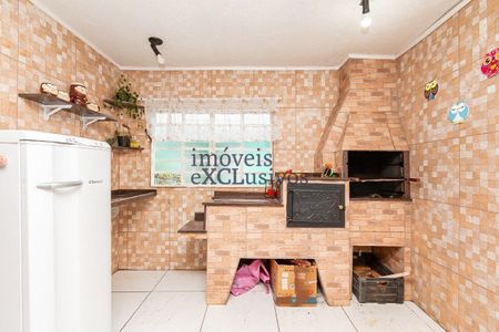 8_photo/94dce3e0dd.6ba4ef9df26df2e3-ATLAS-5ab39460-a9a5-4dd3-a61d-74d9fa8e5952.jpg de casa à venda com 3 quartos, 180m² em Bigorrilho, Curitiba