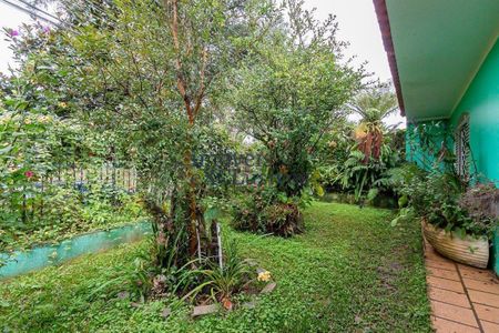 11_photo/94dce3e0dd.6ba4ef9df26df2e3-ATLAS-a098fa20-2d0b-4070-80df-5e3c5beafb7a.jpg de casa à venda com 3 quartos, 180m² em Bigorrilho, Curitiba