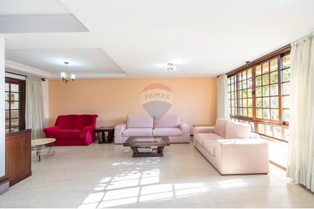 11_photo/94dce3e13f.577d6c233287952d-ATLAS-cb47a5da-9dd8-47fe-a174-a75c82f687ad.jpg de casa à venda com 4 quartos, 300m² em Mercês, Curitiba