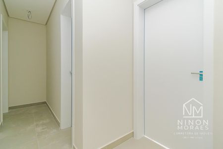 9_photo/94dce3e1a7.0369eecf01a2d50c-ATLAS-9fd9f732-5f78-4ec9-b3f2-aa07ffbea870.jpg de casa de condomínio à venda com 3 quartos, 120m² em Mercês, Curitiba