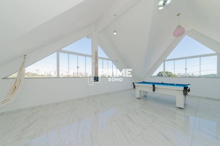 24_photo/94dce3e205.1870059f028a6007-ATLAS-9f60251b-2d24-4cd8-bf48-e9fc15c56974.jpg de casa à venda com 3 quartos, 258m² em Bigorrilho, Curitiba