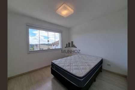 9_photo/94dce3e20f.5564e16b2c01dcfa-ATLAS-2edf39e8-0805-44aa-8a90-50a724754b7d.jpg de casa à venda com 3 quartos, 258m² em Mercês, Curitiba