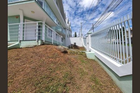 24_photo/94dce3e20f.5564e16b2c01dcfa-ATLAS-b1b1aa68-75b0-4c28-bd5a-d8e8877b254b.jpg de casa à venda com 3 quartos, 258m² em Mercês, Curitiba