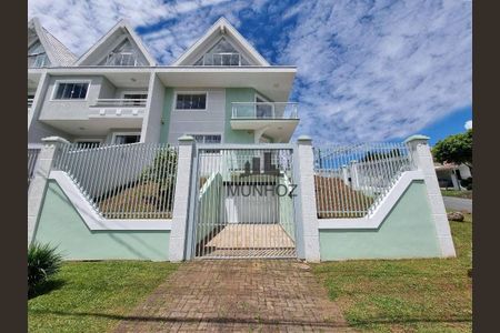 2_photo/94dce3e20f.5564e16b2c01dcfa-ATLAS-e47d2b84-8fa7-40f4-bd0f-15adb045e739.jpg de casa à venda com 3 quartos, 258m² em Mercês, Curitiba