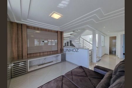 29_photo/94dce3e20f.5564e16b2c01dcfa-ATLAS-f07d349b-9b10-41b4-a25c-e7ae90d72233.jpg de casa à venda com 3 quartos, 258m² em Mercês, Curitiba