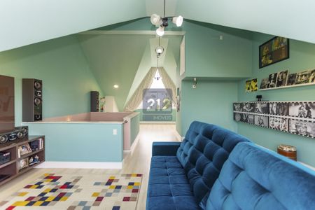 33_photo/94dce3e20f.9d7ddff641ec2d4a-ATLAS-6868611f-9613-4d2c-8a8e-7da67bc0351b.jpg de casa à venda com 3 quartos, 306m² em Mercês, Curitiba