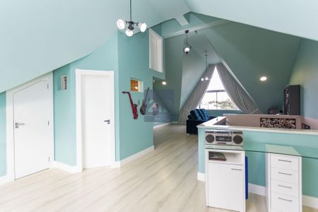 30_photo/94dce3e20f.9d7ddff641ec2d4a-ATLAS-ab21a2d4-e9a9-45f2-8fd5-bee0e8e1aa0c.jpg de casa à venda com 3 quartos, 306m² em Mercês, Curitiba