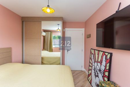 18_photo/94dce3e20f.9d7ddff641ec2d4a-ATLAS-bb5a11dd-9123-4889-9329-445c3e4a83ca.jpg de casa à venda com 3 quartos, 306m² em Mercês, Curitiba