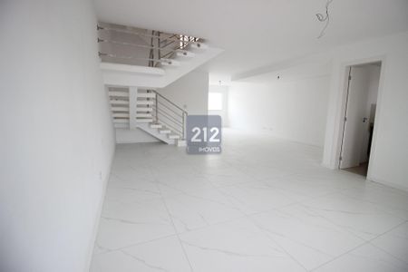 4_photo/94dce3e20f.a3d8137969d71d49-ATLAS-6b63179c-4569-4402-86b8-4ced8b64d870.jpg de casa à venda com 3 quartos, 306m² em Mercês, Curitiba