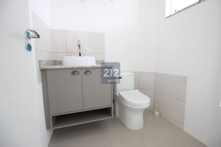 13_photo/94dce3e20f.a3d8137969d71d49-ATLAS-7f99781e-27dd-45a5-b53c-100a7ca7d96f.jpg de casa à venda com 3 quartos, 306m² em Mercês, Curitiba