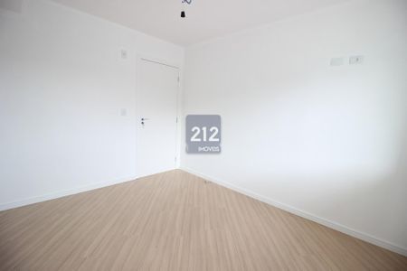 19_photo/94dce3e20f.a3d8137969d71d49-ATLAS-db8b3feb-32c2-4a17-a80d-520e7f515645.jpg de casa à venda com 3 quartos, 306m² em Mercês, Curitiba