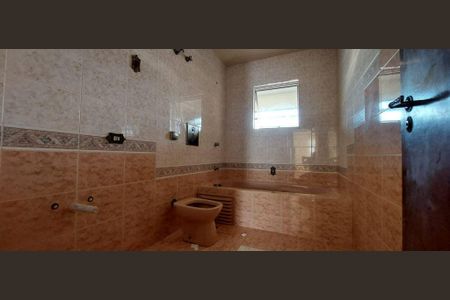 11_photo/94dce3e26f.7b19923cb1e50d7a-ATLAS-0ae8035c-ae04-4a24-aa43-5bcdaccdb00f.jpg de casa à venda com 5 quartos, 163m² em Mercês, Curitiba