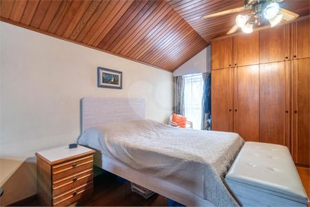 11_photo/94dce3e34d.ceff8192393c33de-ATLAS-338e7767-9e46-49b5-9f68-8311f0b7bcf7.jpg de casa à venda com 4 quartos, 242m² em Mercês, Curitiba