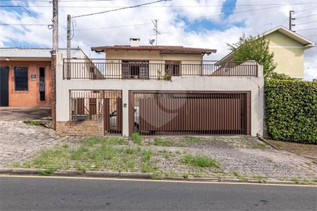 7_photo/94dce3e34d.ceff8192393c33de-ATLAS-85247694-3e0c-4cc0-9f0b-2ff8f331c462.jpg de casa à venda com 4 quartos, 242m² em Mercês, Curitiba