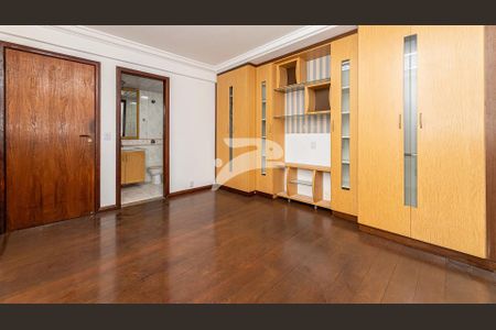 6_photo/94dce3e35b.6c8e35c674eb8ee1-ATLAS-174f8959-87cc-40c3-b83f-317d82f0f2c2.jpg de casa à venda com 3 quartos, 380m² em Mercês, Curitiba