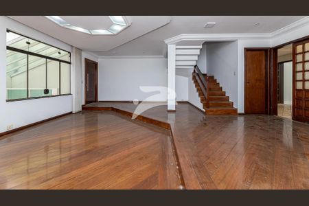 3_photo/94dce3e35b.6c8e35c674eb8ee1-ATLAS-261fa729-e845-4648-87fa-779aac265597.jpg de casa à venda com 3 quartos, 380m² em Mercês, Curitiba