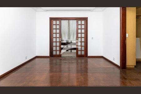 17_photo/94dce3e35b.6c8e35c674eb8ee1-ATLAS-7c959320-2fd1-4bef-9500-4e0cd7b0fd15.jpg de casa à venda com 3 quartos, 380m² em Mercês, Curitiba