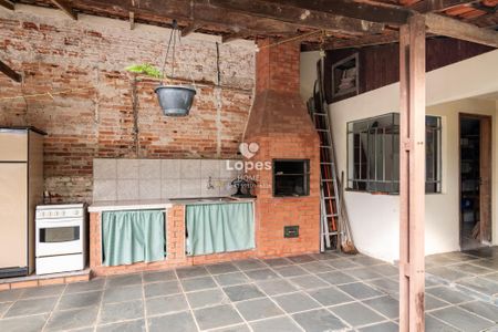 9_photo/94dce3e367.fbcd7a2e7ac63d93-ATLAS-2a980cce-e4ee-4249-a1d6-e37c61cfcbd6.jpg de casa à venda com 4 quartos, 242m² em Mercês, Curitiba