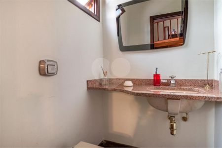 3_photo/94dce3e371.f38e38137a2159e3-ATLAS-13f79357-1fcc-4fa0-aff2-4a0bb567f15b.jpg de casa à venda com 4 quartos, 246m² em Mercês, Curitiba