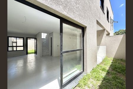15_photo/94dce3e3d1.4036c4f4b354ae6d-ATLAS-758db132-e47d-4a7e-bdaa-f0616aeac585.jpg de casa à venda com 3 quartos, 138m² em Mercês, Curitiba
