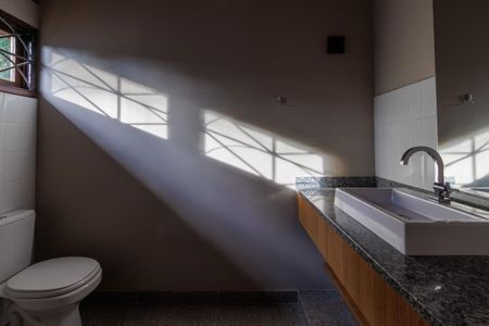 12_photo/94dce3e485.526b8d0f117d2dc5-ATLAS-0e4f0f22-61df-434e-8595-15fbcca463bc.jpg de casa à venda com 4 quartos, 430m² em Mercês, Curitiba