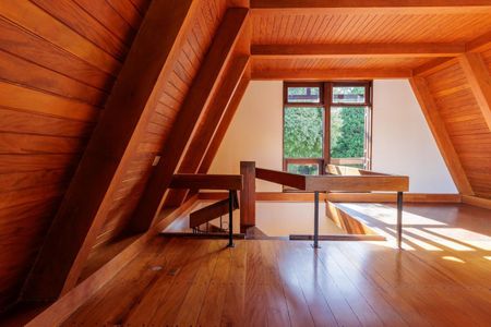 10_photo/94dce3e485.526b8d0f117d2dc5-ATLAS-12d9a7bf-2846-4e64-917f-6a5ee4d67610.jpg de casa à venda com 4 quartos, 430m² em Mercês, Curitiba