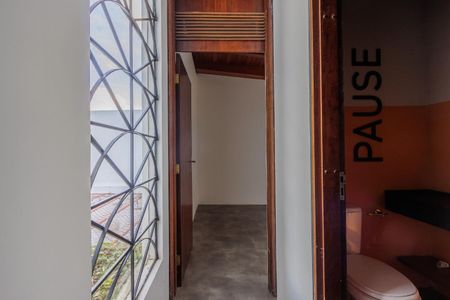 9_photo/94dce3e485.526b8d0f117d2dc5-ATLAS-18683785-83f5-4dbf-adc8-170c9e5919e5.jpg de casa à venda com 4 quartos, 430m² em Mercês, Curitiba