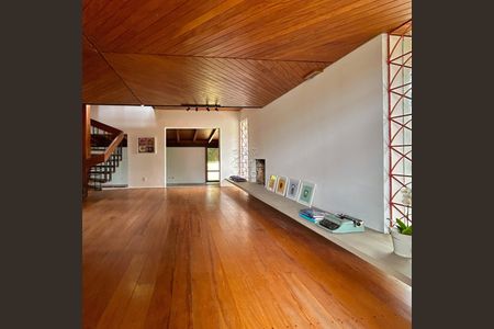 12_photo/94dce3e485.526b8d0f117d2dc5-ATLAS-3c067058-68dc-4f75-801c-361239ca720e.jpg de casa à venda com 4 quartos, 430m² em Mercês, Curitiba