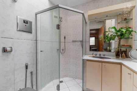 21_photo/94dce3e49b.ac59da683d20aab1-ATLAS-eaff610c-d2bf-41c2-be76-135b9d7e491d.jpg de casa à venda com 4 quartos, 166m² em Mercês, Curitiba